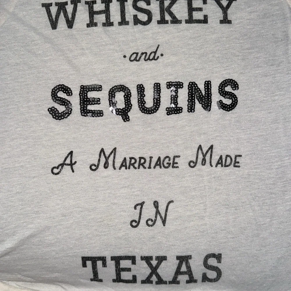 Shyanne Graphic T-Shirt - Picture 2 of 2